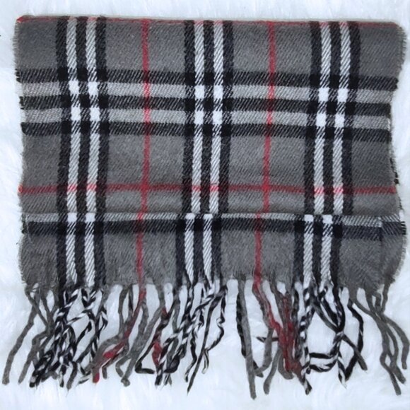 BURBERRY vintage lambs wool plaid scarf 57" EUC -- a classic! - Picture 1 of 5
